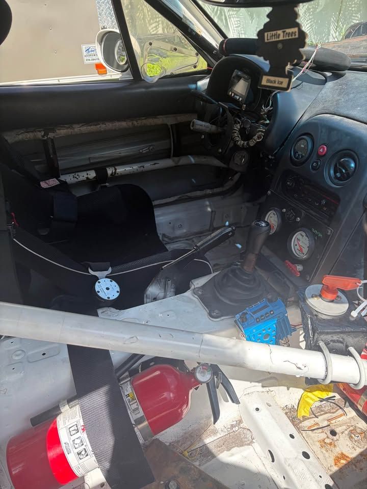 1994 Mazda Mx-5 Miata SE Convertible 2D