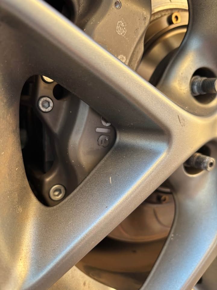 2006 Volkswagen GTI 2.0T Hatchback Coupe 2D