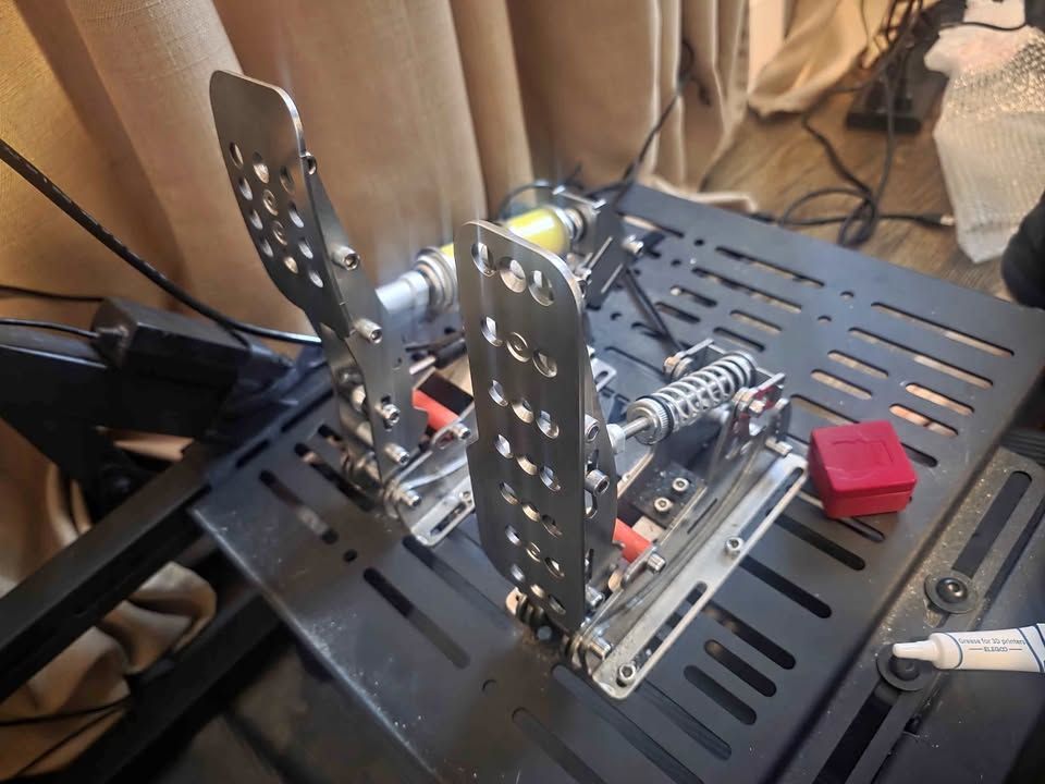 SimJack Pro Loadcell Pedals