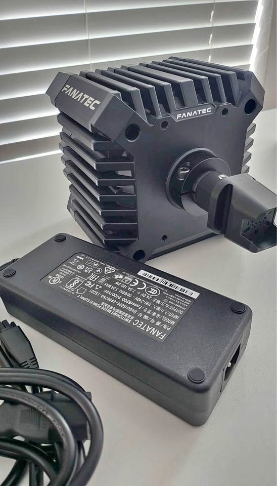 CSL DD wheel base with QR2 base side and 8nm boost kit