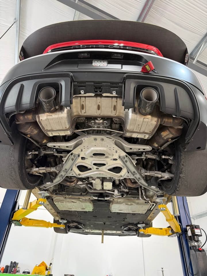 2023 Porsche 718 Cayman GT4 RS
